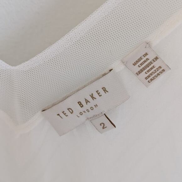 Ted Baker White V-neck Sleeveless Tank Top, size 2/US 6 - Picture 3 of 6